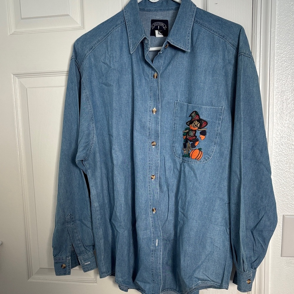 Vintage solutions chambrey Shirt with scarecrow/ embroidered pocket
